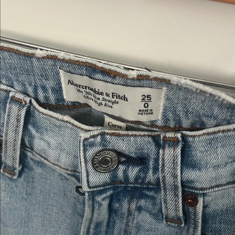 Abercrombie & Fitch The 90s Slim Straight Ultra High Rise Jeans Vintage Denim - Picture 6 of 8